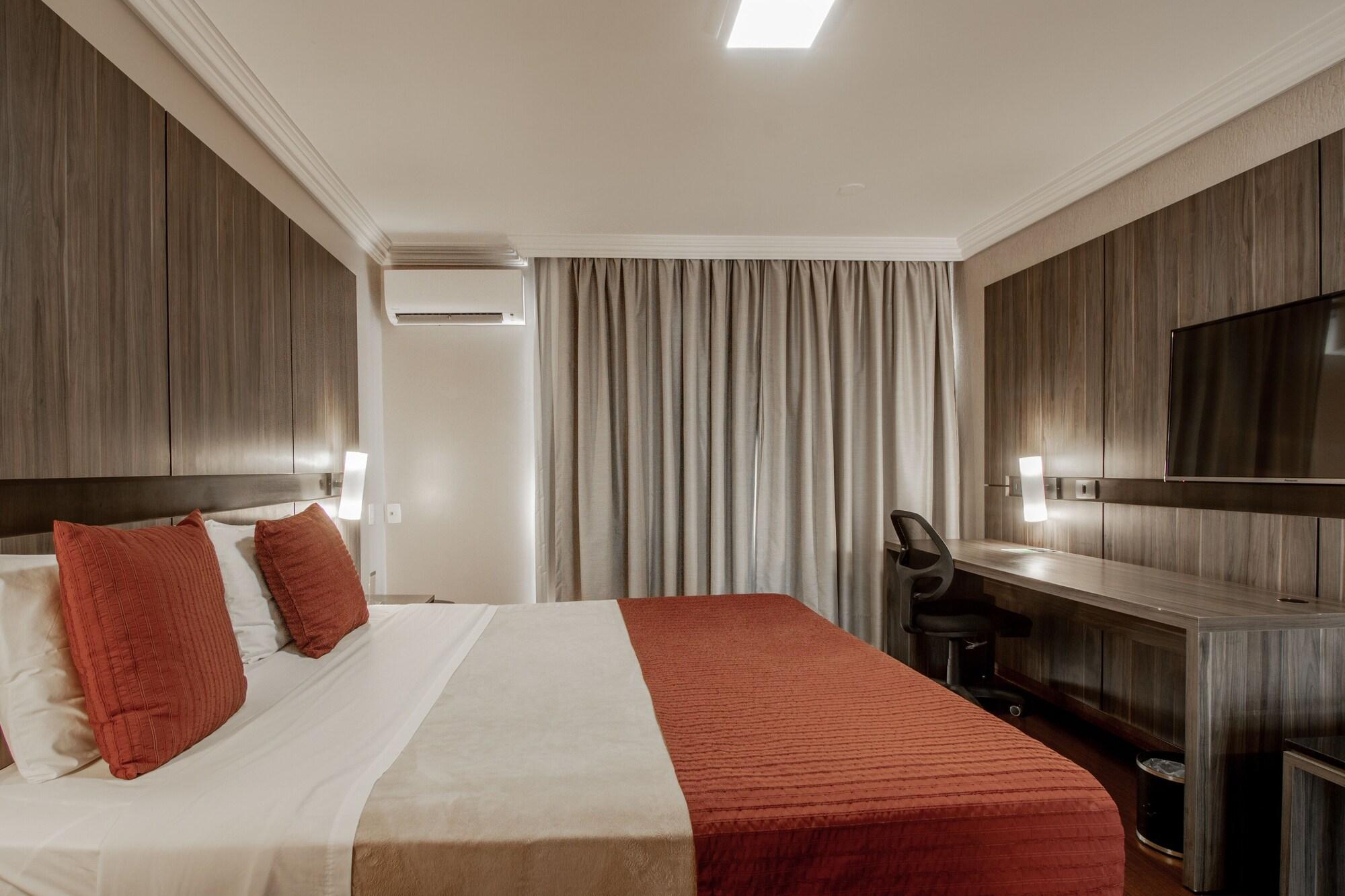 Hotel Deville Express Cascavel Cascavel  Dış mekan fotoğraf